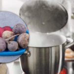 Doar o lingură și sfecla este gata în câteva minute: