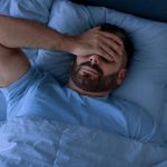 Insomnia este mai periculoasă decât o dietă proastă: oamenii de