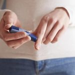 Cum să reduceți zahărul din sânge fără medicamente: experții au