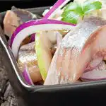Gătesc hering în saramură în 10 minute: are un gust